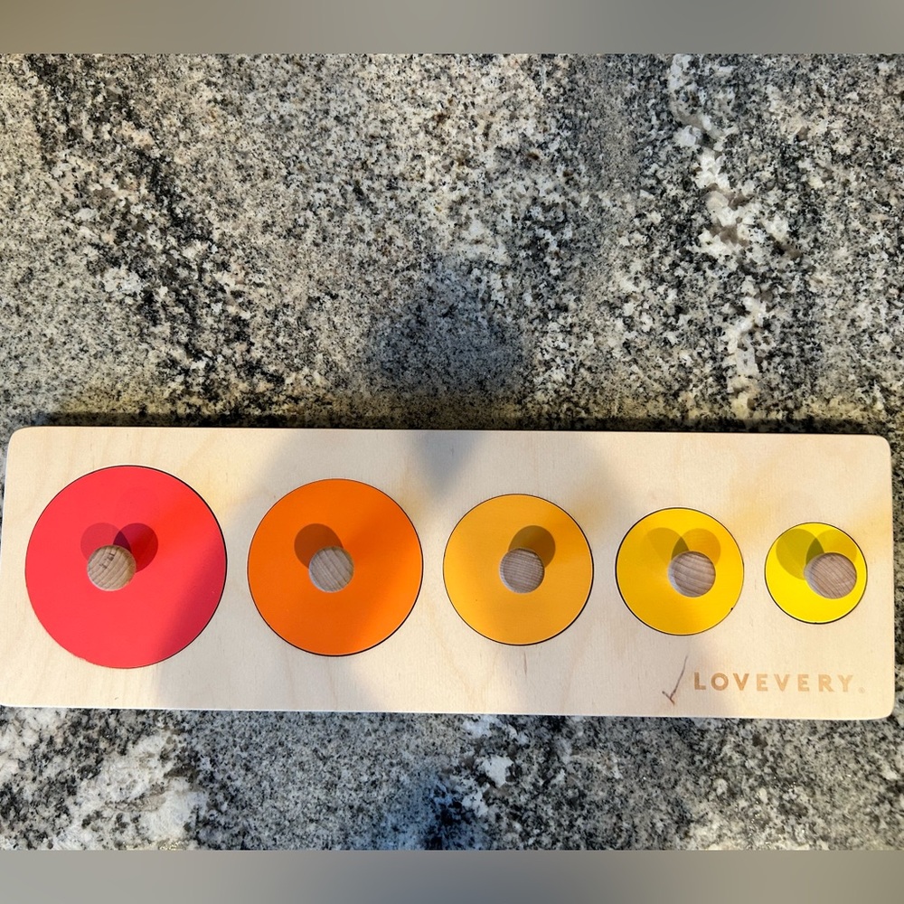 Lovevery circle of friends puzzle